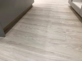 Luxury Vinyl Tiles - Wood - Amtico Spacia White Oak Vinyl - Superfloors Sydney